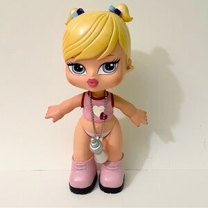 Bratz Big Babyz Cloe MGA Entertainment Blonde Beauty 13" Doll
